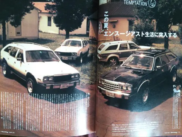 Archive of Street Photographer Bill Cunningham Secures Permanent Residence at New York Historical...