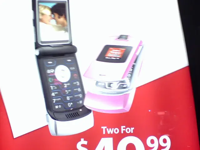 Samsung's continuous zoom camera feature is making its way to this top-tier Android device,...