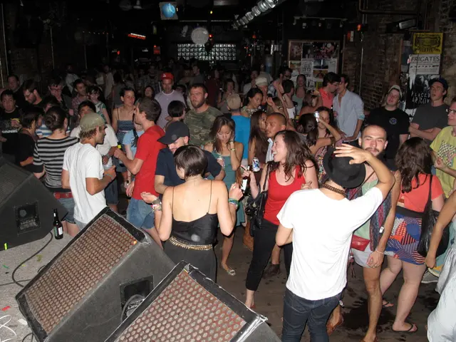 Unknown Celebrity-Backed Cryptocurrencies: Digital Currencies Propelled by Famous Figures