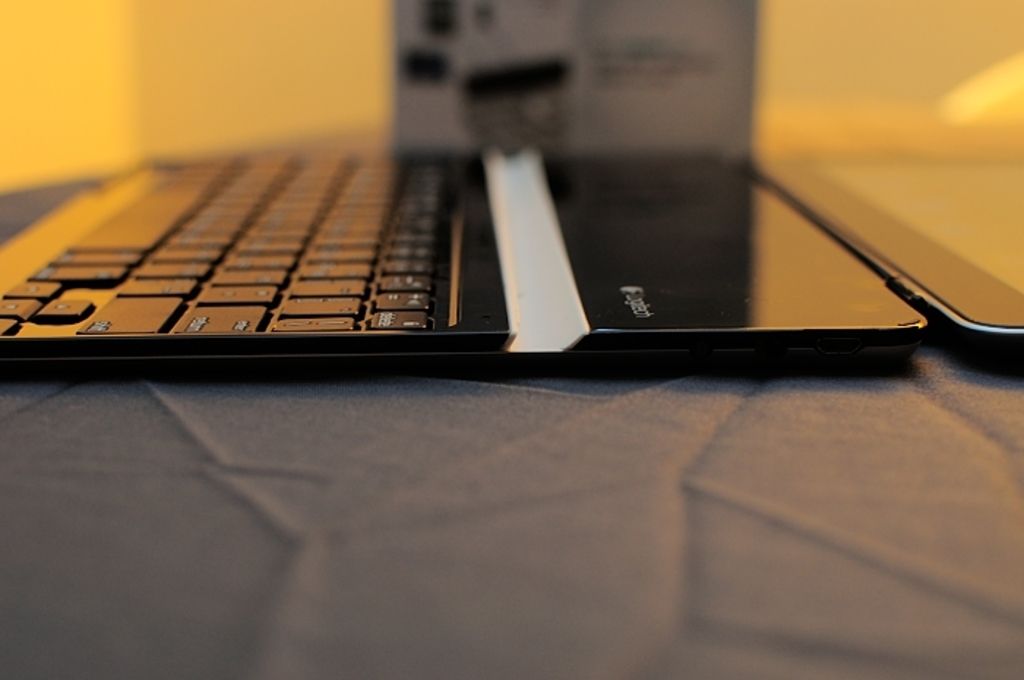 Affordable deal on a $2000 M3 MacBook Pro: B&H offers it for $1399. Unprecedented price drop.